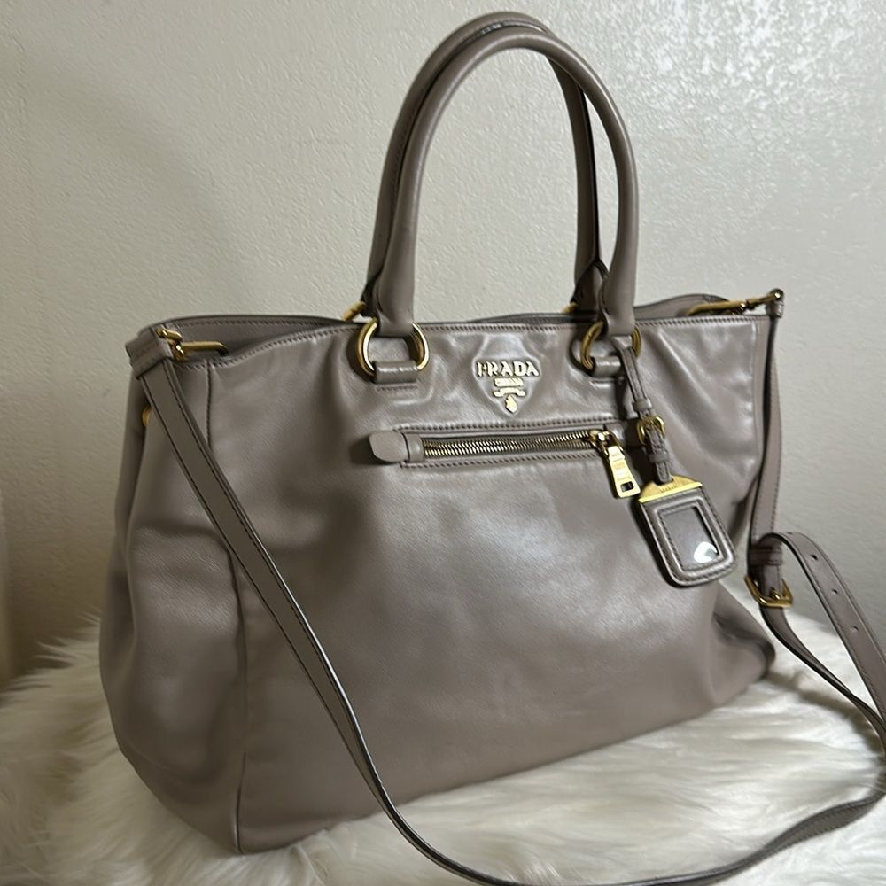 💯Authentic Prada Two-way Tote Bag🍀 - Picture 3 of 17
